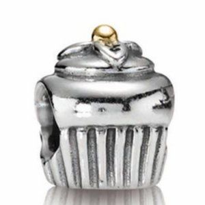 Pandora Cupcake Charm